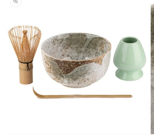 Yukishino Japanese Matcha Tea Bowl Gift Set.