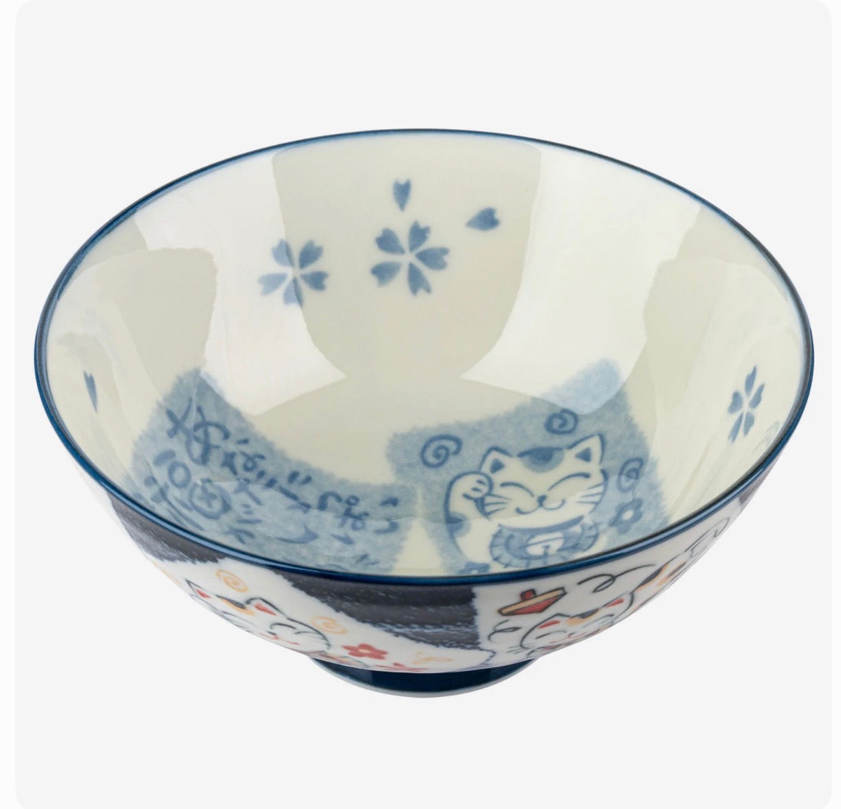  Authentic Japanese rice bowl with lucky cat design. Made in Japan.