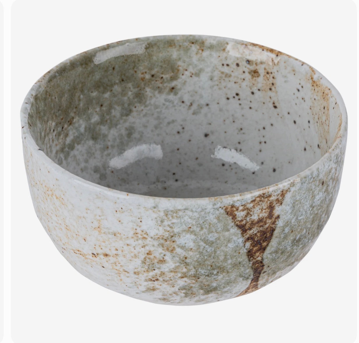 Handmade Japanese matcha bowl with natural glaze Yukishino chawan